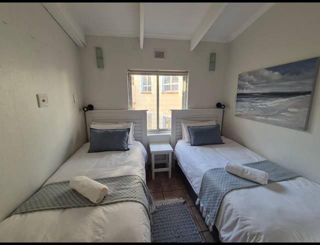 2 BEDROOM APARTMENT FOR SALE IN SHAKAS ROCK